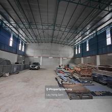 Warehouse @ Batu Kawan for Rent