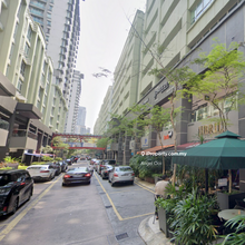 Min 5% ROI! Upscale shop with good frontage high rental demand