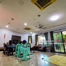 Semi-D house Laman Residen