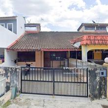 Good for Own stay and rent out Near to UPM MRT