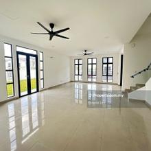Brand New Unit Good Location