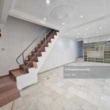 Good Condition Near Shop