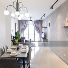 Great community. Near parks, schools, libraries, and shops.