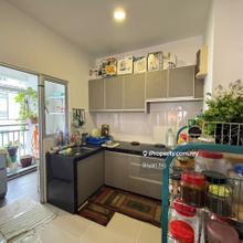 2 Car Park , Non Bumi Lot , Kitchen Cabinet