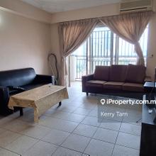Short walk to MRT station and 3 Damansara mall