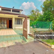 For Sale: Big Size Corner House at Jalan Panglin, Taman Perling