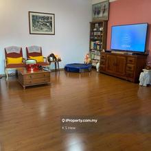 670sf,walk up apartment,low density,freehold,basic unit as photo.