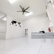 Bukit Indah 2 Sty Corner, Big Land Area 57 x 75sf, Extra Land 35ft
