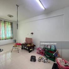 Flat Tan Sri Yacob, Skudai, 3 bedrooms, Orginal condition