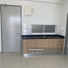 Rm2399 Partly Furnished 985sf 4 rooms Unit For Rent (End of Sept Avai)
