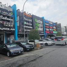 Shop at Taman Perindustrian Kinrara, Bandar Kinrara(Near to Main Road)