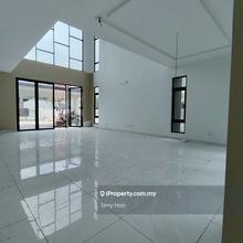 9000 sqft 3 Storey Bungalow Bandar Mahkota Cheras