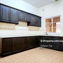 Gated guarded Newly refurbished and repainted unit