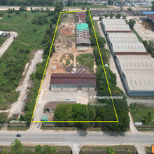 Gebeng industrial factory with bigland 