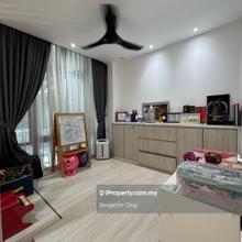 The Seed Townhouse Ground Floor For Sale