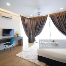 Tropical Villa, Taman Bukit Serdang, Seri Kembangan