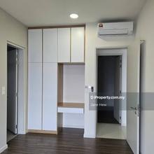 Sunway Artessa, 4 Rooms,Partly Furnished,Buit In Wardrobe,near LRT,new