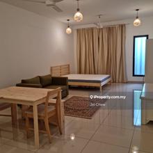 Walking Distance to Elmina Lakeside Mall, easy access to Dash, Guthrie
