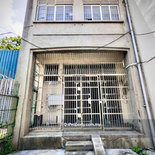 Postwar Heritage Shophouse on Carnarvon Lane, George Town, UNESCO zone