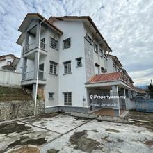 Corner Lot. Gated Guarded, Nice View