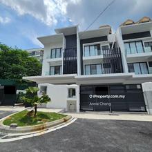 Newly Completed! Terrace House Kuala Lumpur. 4 Carparks. Last 2 Units!