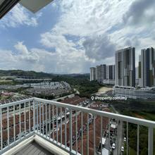 Modern 3-Bedroom Home with Ample Parking and Comfort Amenities