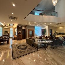 Beautiful Furnished Bungalow In Saujana Golf 