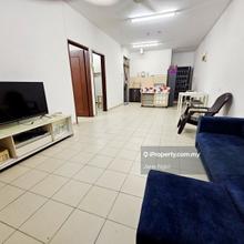 Lake View Suites Apartment