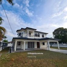 Bungalow House @Taman Bukit Mewah For Rent 