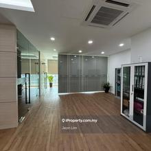 Fully Furnished Renovated Landmark office Link Aeon Bukit Tinggi Klang
