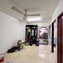 Pandan Ria Block D Apartment 3 Bed 2 Bath Renovated with Lift Service