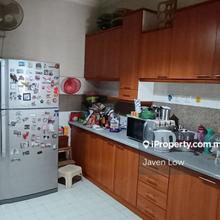 Renovated & well maintained unit 