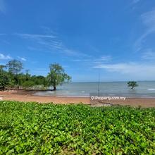 A beautiful land with beach scenery in Lukut