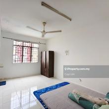 Mentari Court Block E 