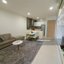 Bangsar South Speciist With Special Units In Hand 