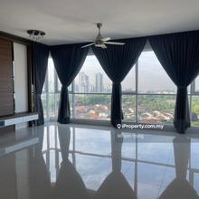 Freehold, nice beautiful unit, fully furnished, the best selling price