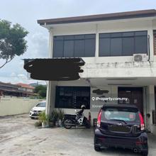 Greenlane Double Storey Terrace Corner Unit 2800sf Unfurnished