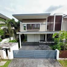 Modern 2-Story Semi-D
