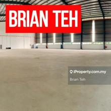 1 Acre with Loading 850 Amp
