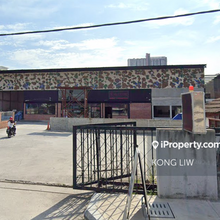 Next to main road 1storey Shop for Rent