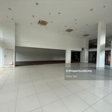 Showroom full glass design shop lot ground floor facing traffic lights