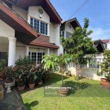 Bandar Kinrara Semi D house for sale