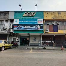1.5 Storey Link Factory For Rent, Pjs 1, Petaling Utama