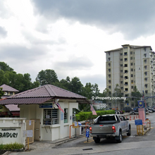 Baiduri Courts Apartment Bandar Bukit Puchong