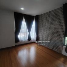 Partly furniture unit 1485sqft 3room3bath with maid room and 2 carpark