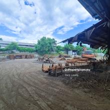 Corner Huge land Freehold in Semenyih / Main road
