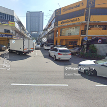 Hot Area! ! Sri Petaling Ground Floor Shoplot For Rent