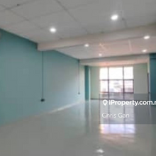 Indera mahkota 7, tingkat 1 office for rent.