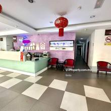 Nice location to business, Every week fully booked