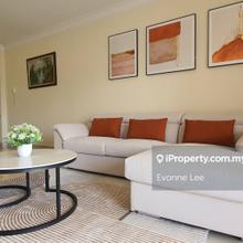 Renovated 2-bedder with amazing KL skyline